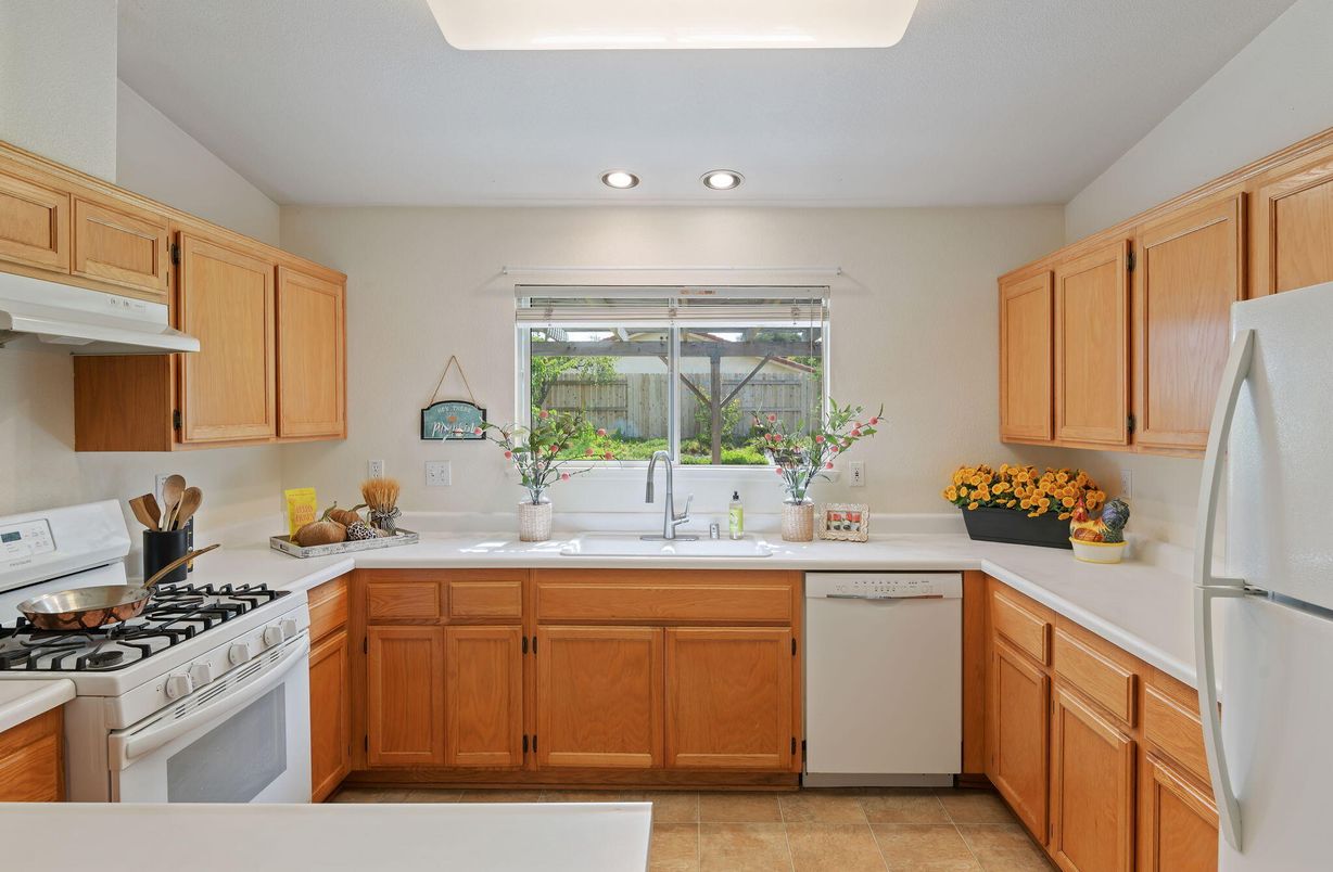 Interior, Kitchen, Recessed Lighting