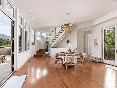 Chandelier, Dining room, Interior, Recessed Lighting, Wood Texture Flooring