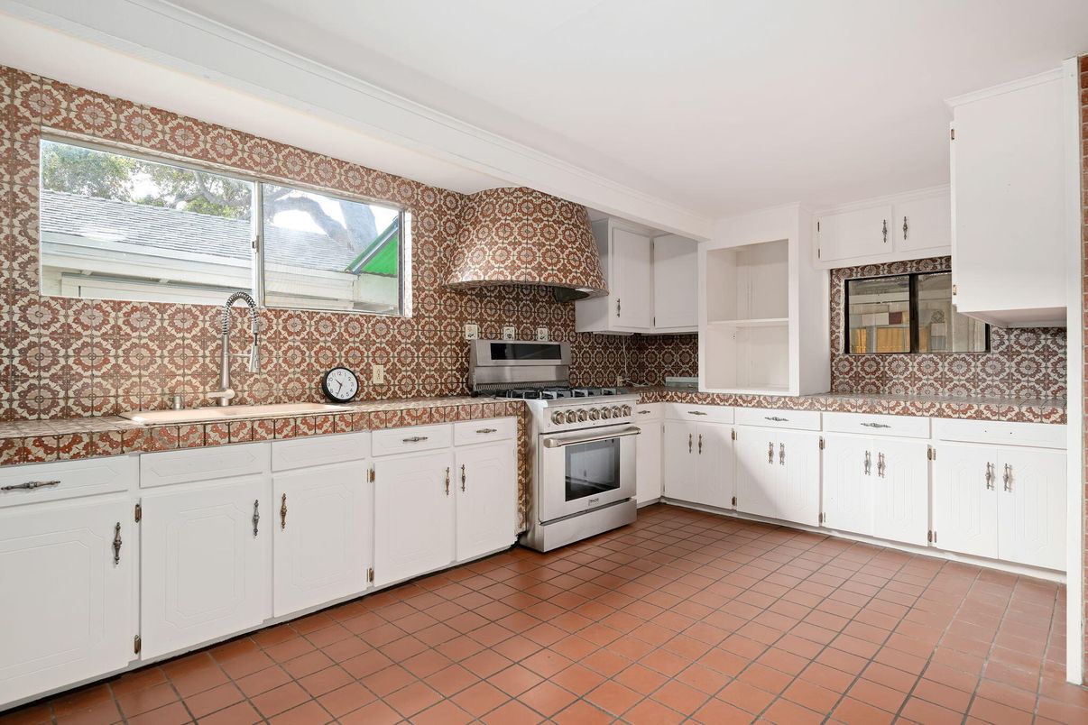 Interior, Kitchen