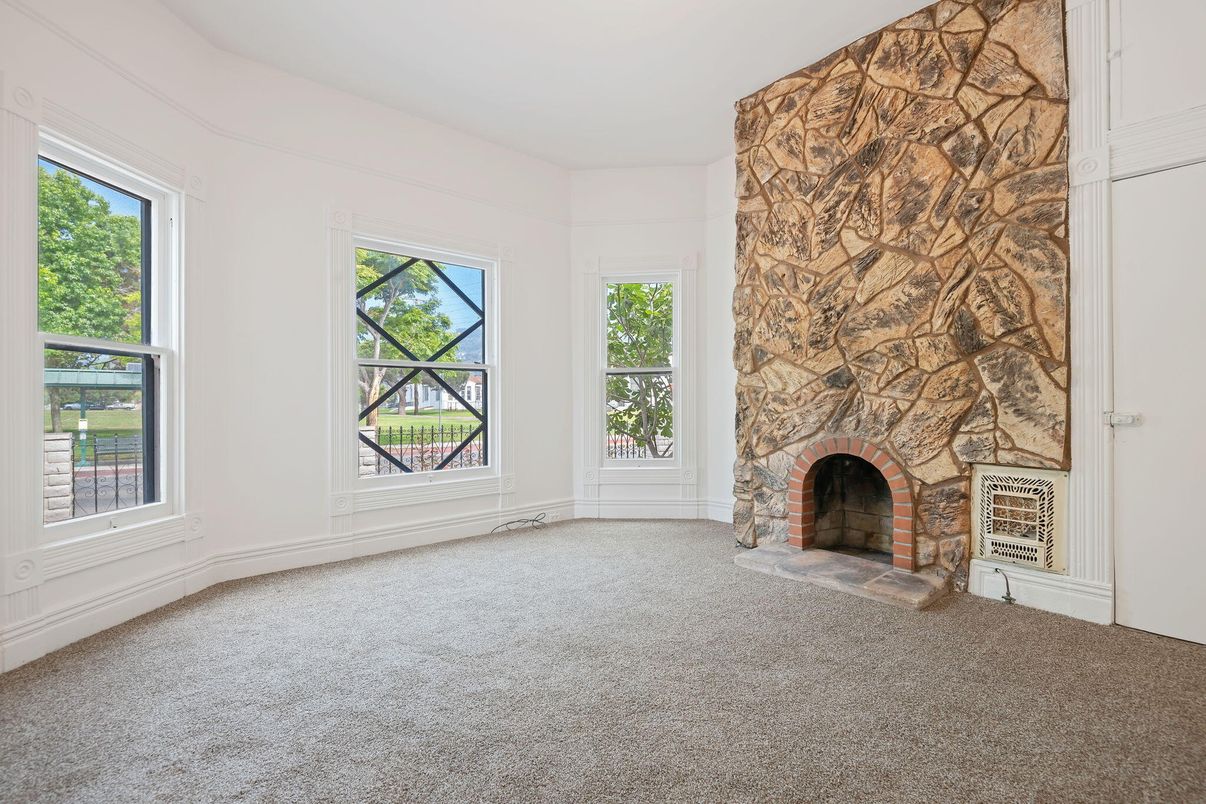 Empty room, Fireplace, Interior, Stone Walls