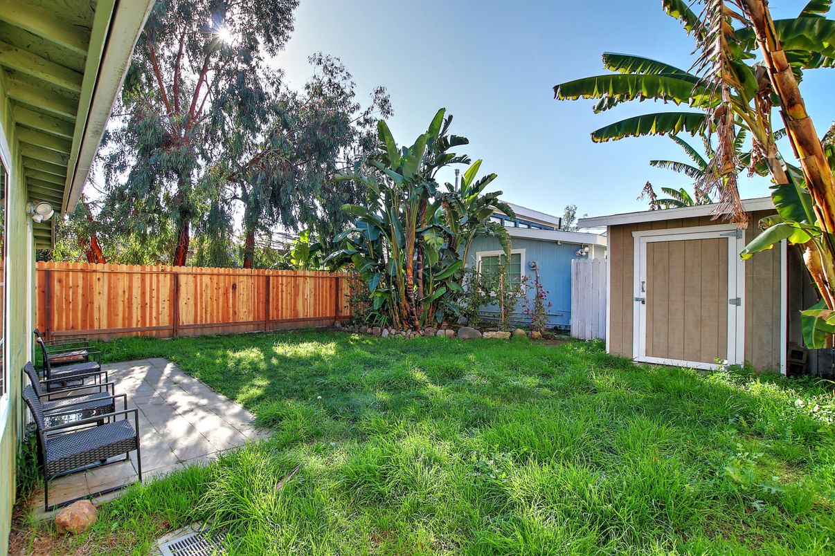 Backyard, Exterior