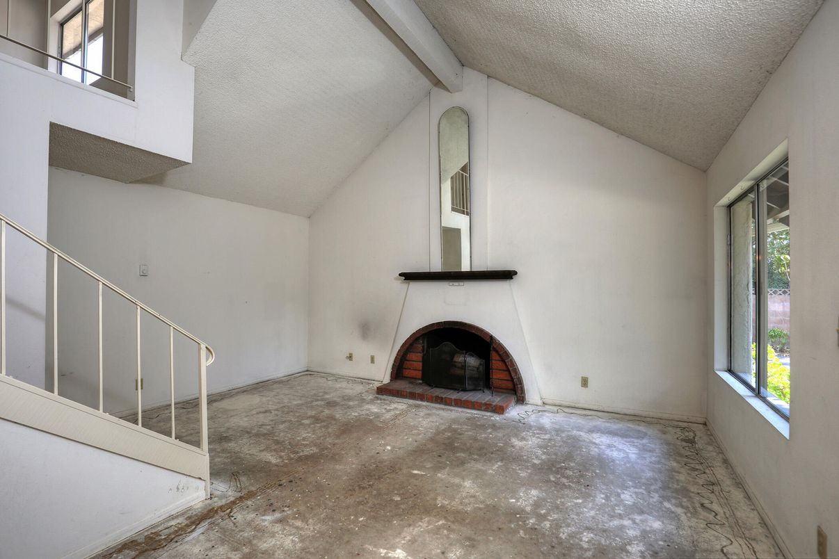 Empty room, Fireplace, Interior