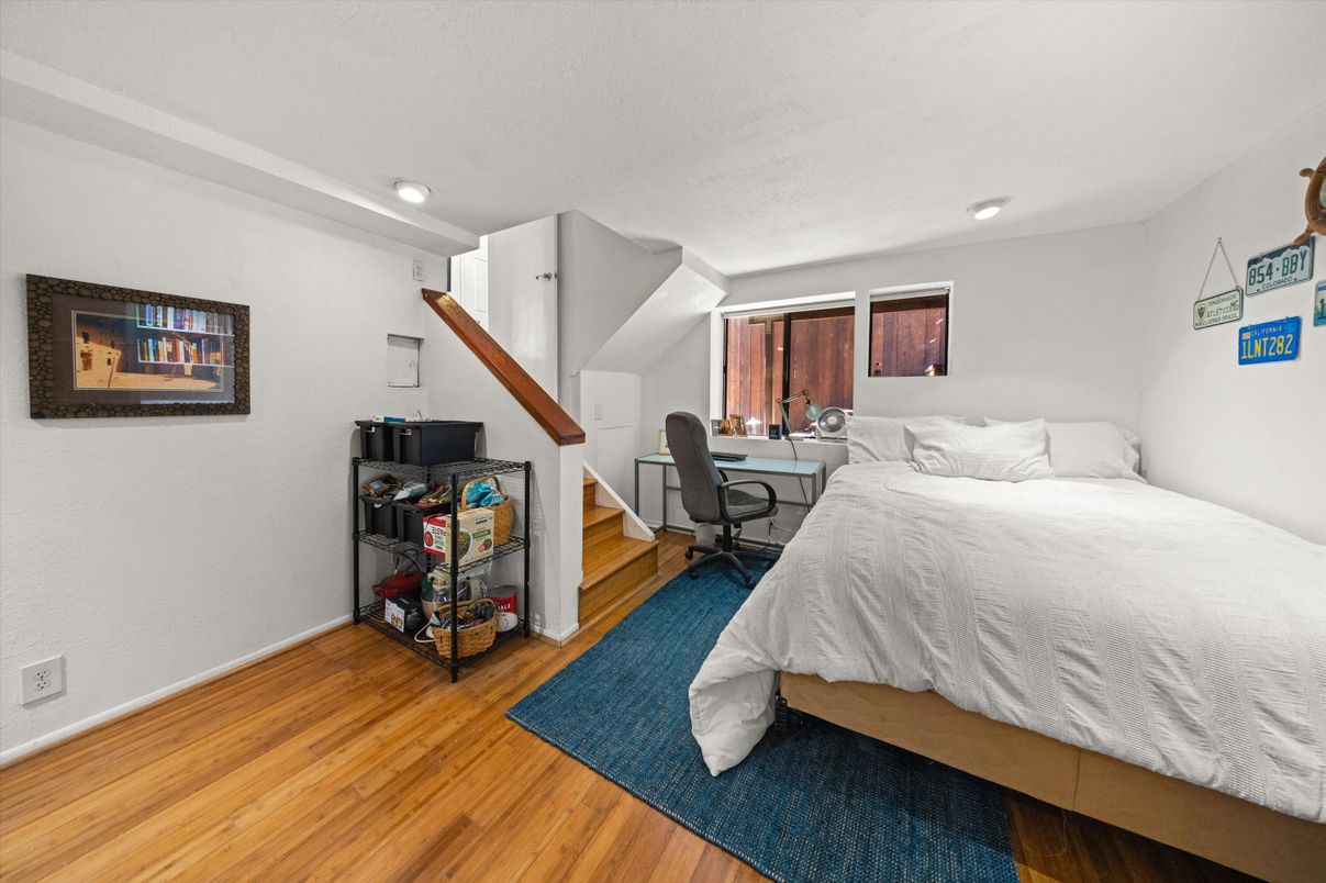 Bedroom, Home Office, Interior, Recessed Lighting, Wood Texture Flooring