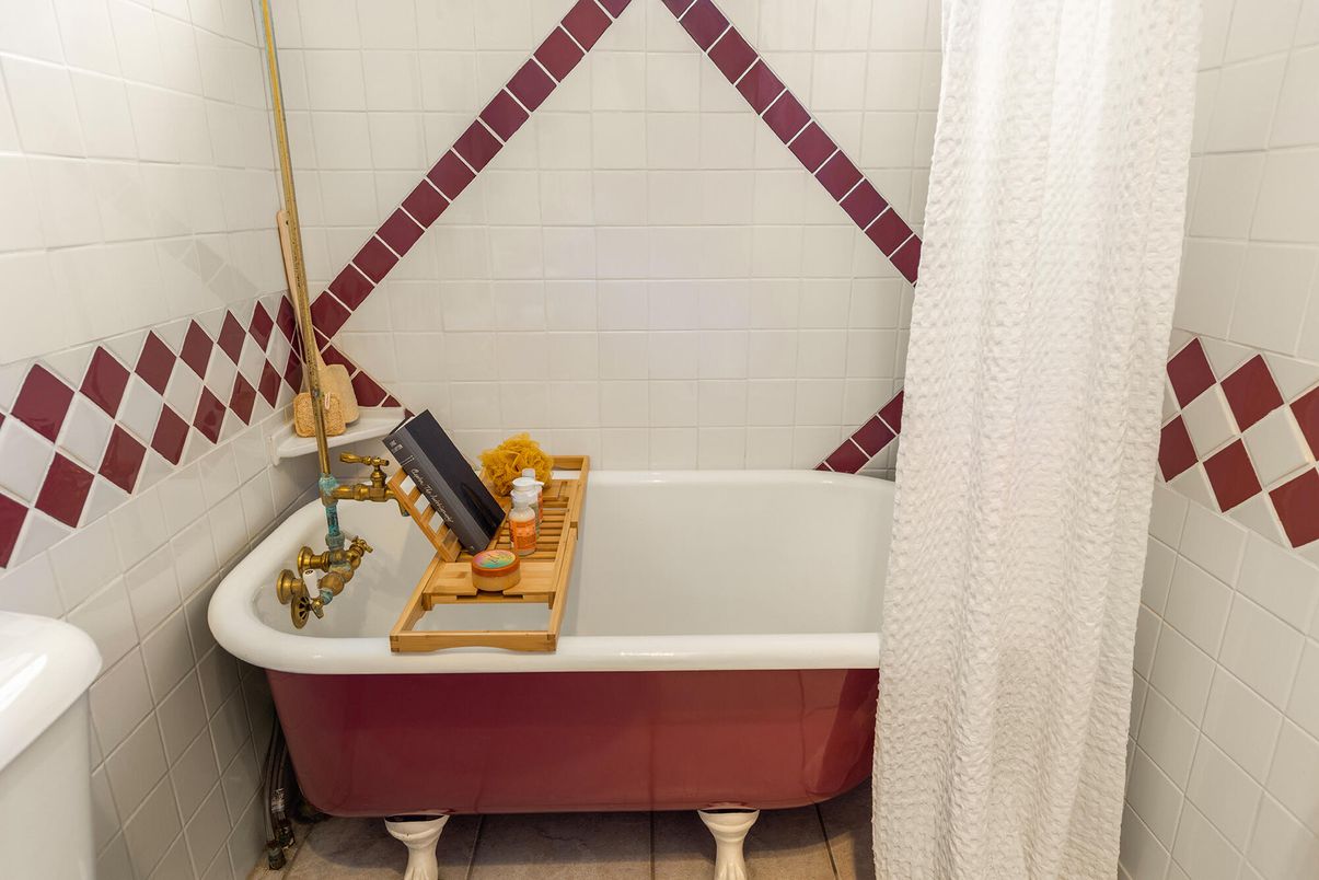 Bathroom, Free Standing Baths, Interior