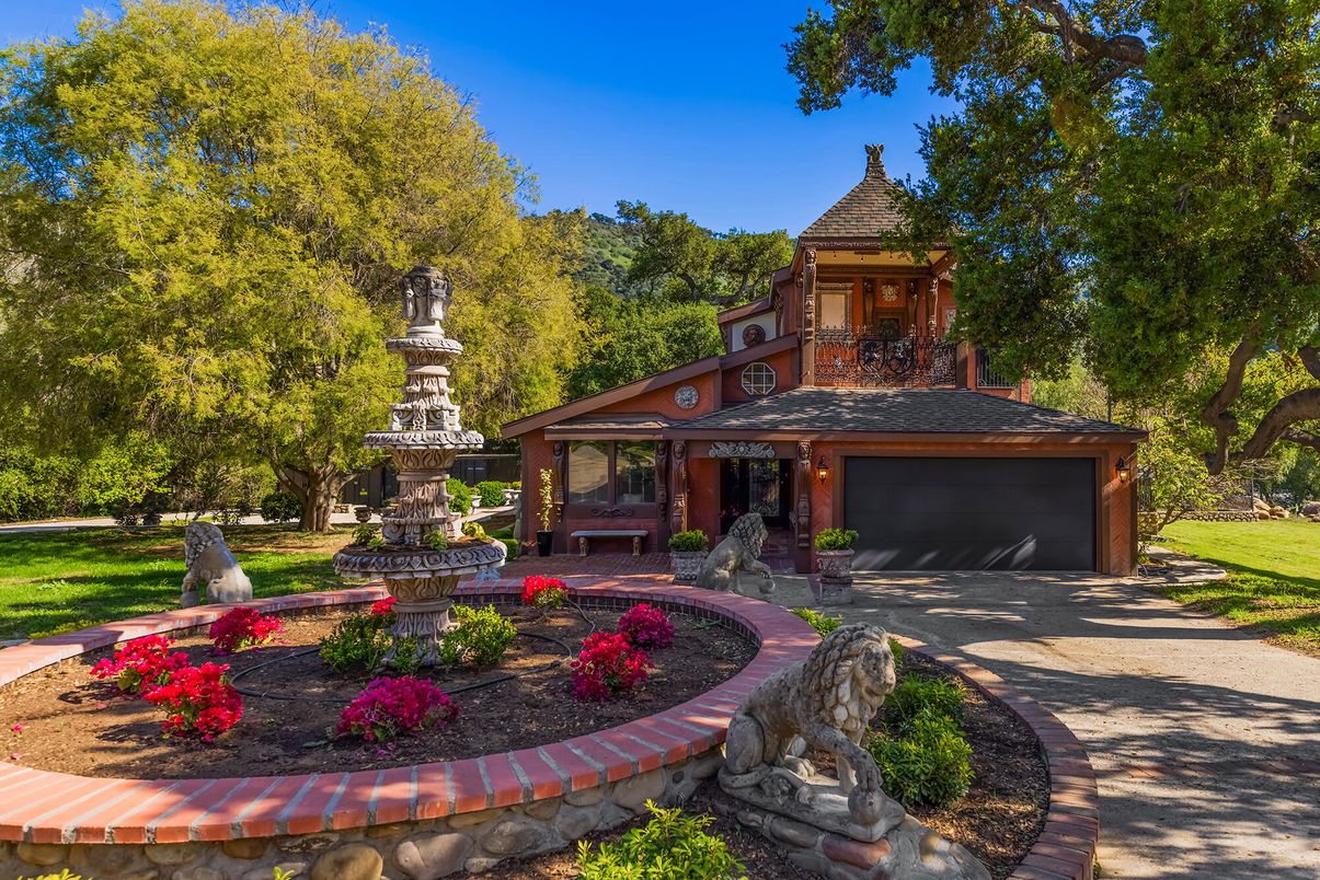 Attached, Backyard, Exterior, Facade, Log Home