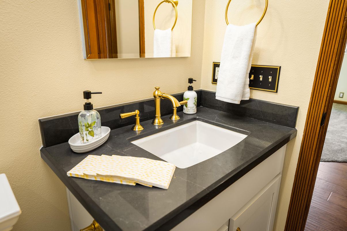 Bathroom, Dual Sink Vanities, Interior, Wood Texture Flooring