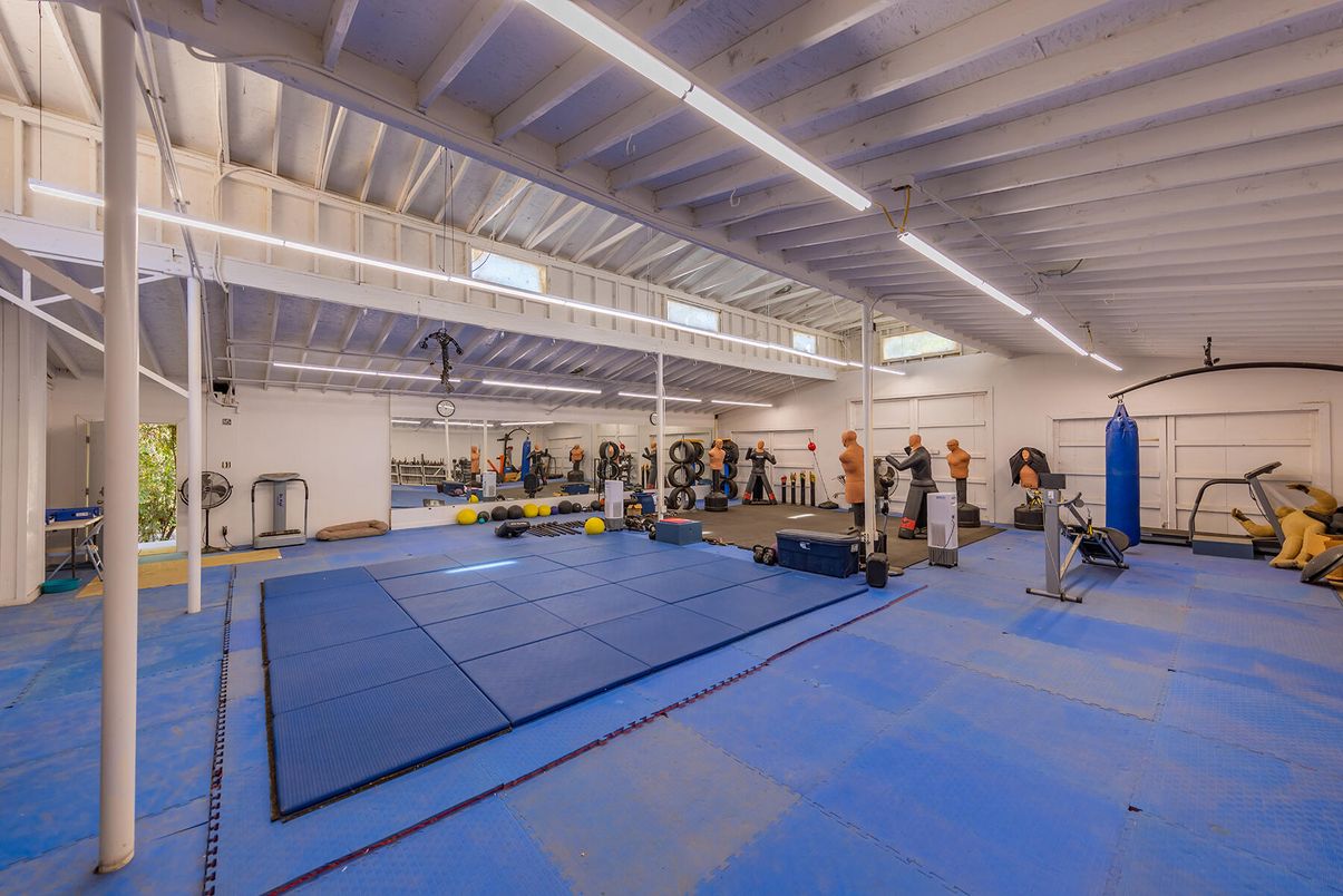 Fitness Equipment, Garage, Interior
