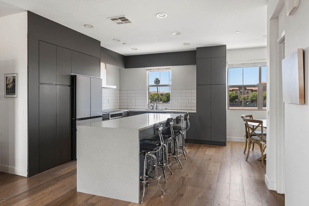Dining room, Interior, Kitchen, Recessed Lighting, Wood Texture Flooring