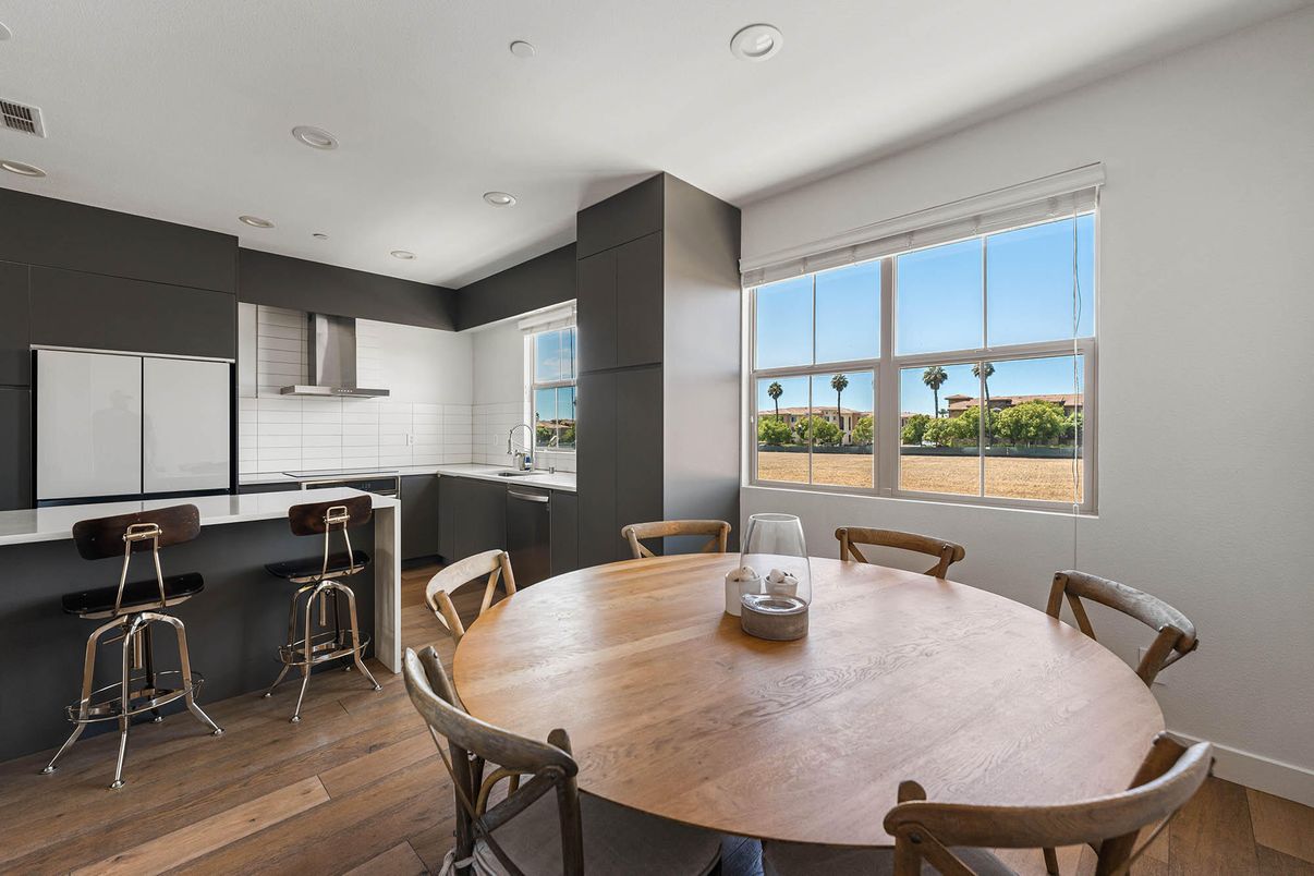 Dining room, Interior, Kitchen, Recessed Lighting, Wood Texture Flooring
