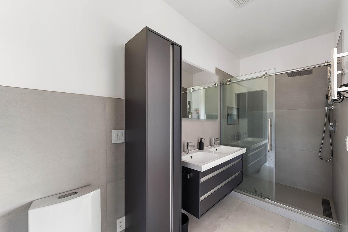 Bathroom, Glass Shower, Interior