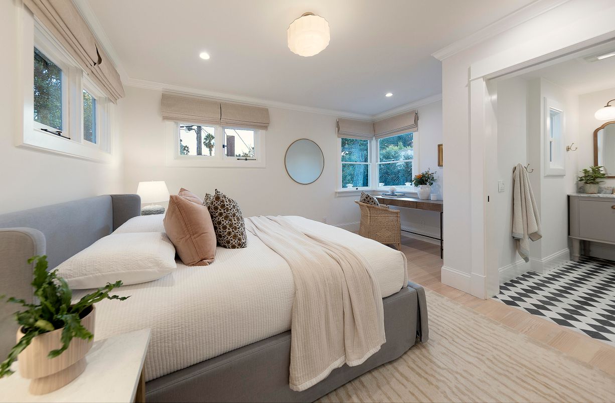 Bedroom, Interior, Recessed Lighting