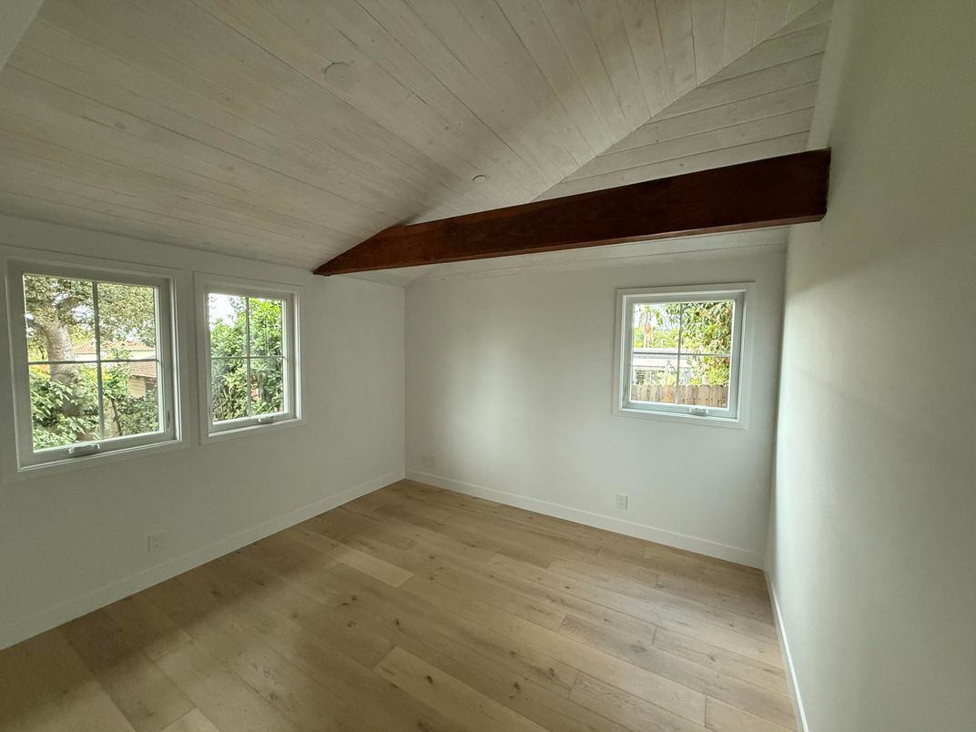 Empty room, Interior, Wooden Beams, Wooden Ceilings, Wood Texture Flooring