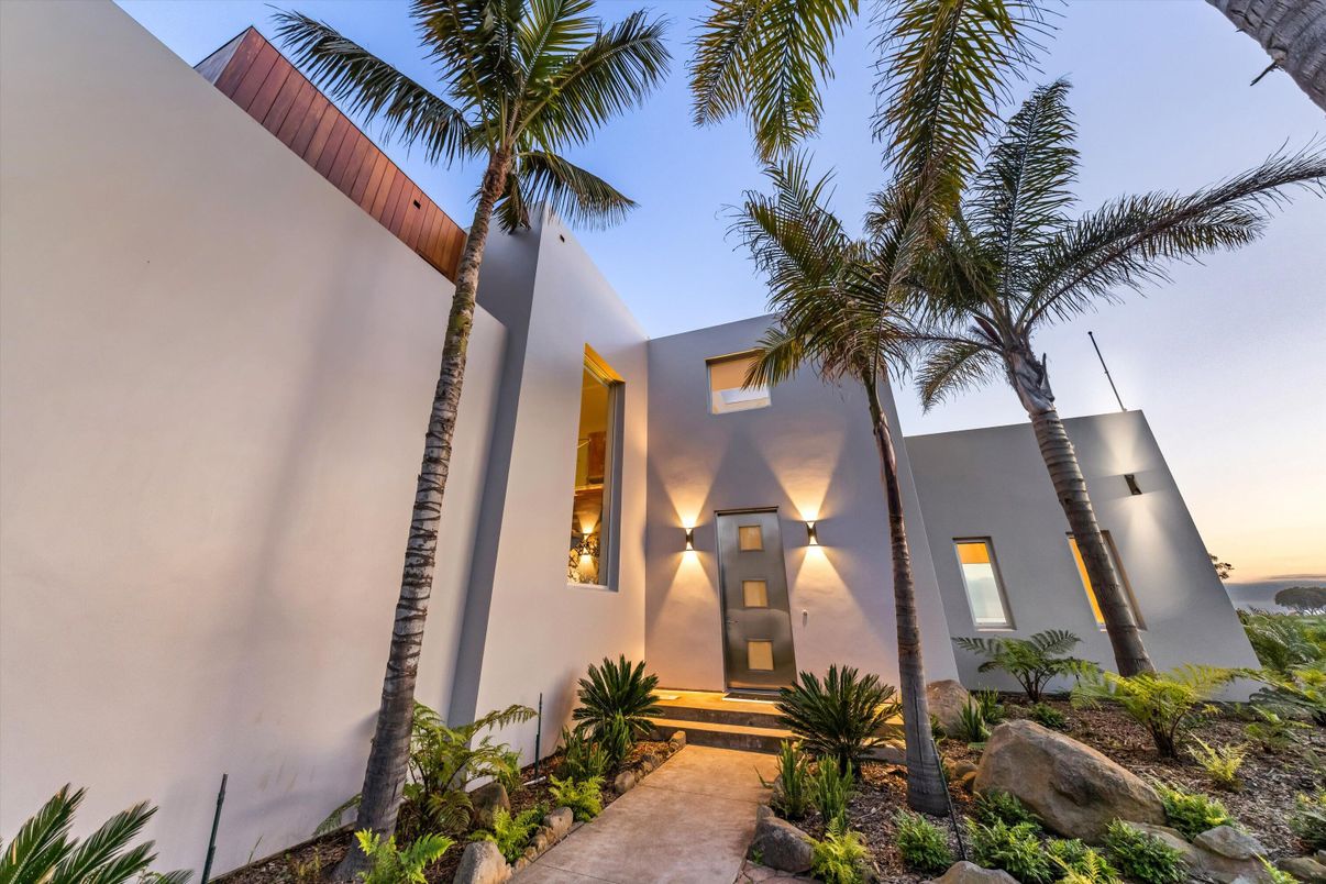 Exterior, Facade, Spanish Mediterranean