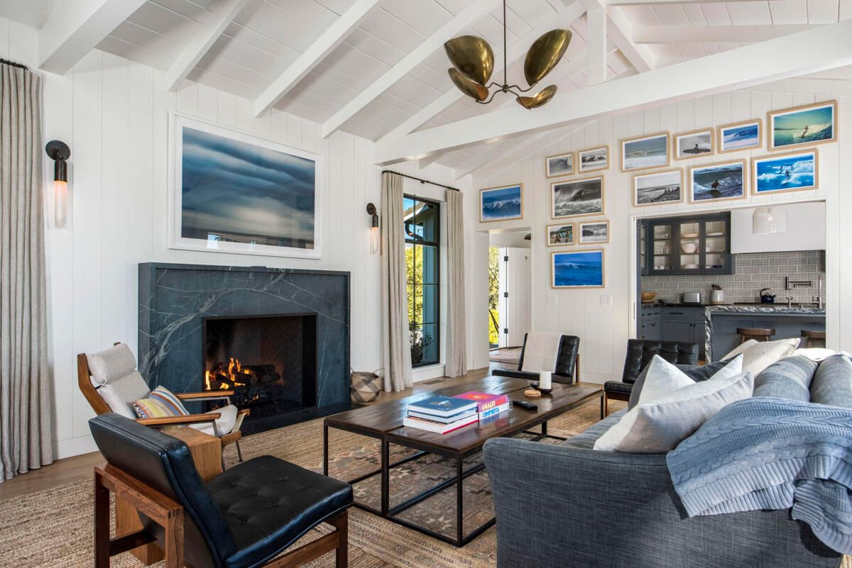 Fireplace, Interior, Living room, Pendant Lights, Wood Texture Flooring