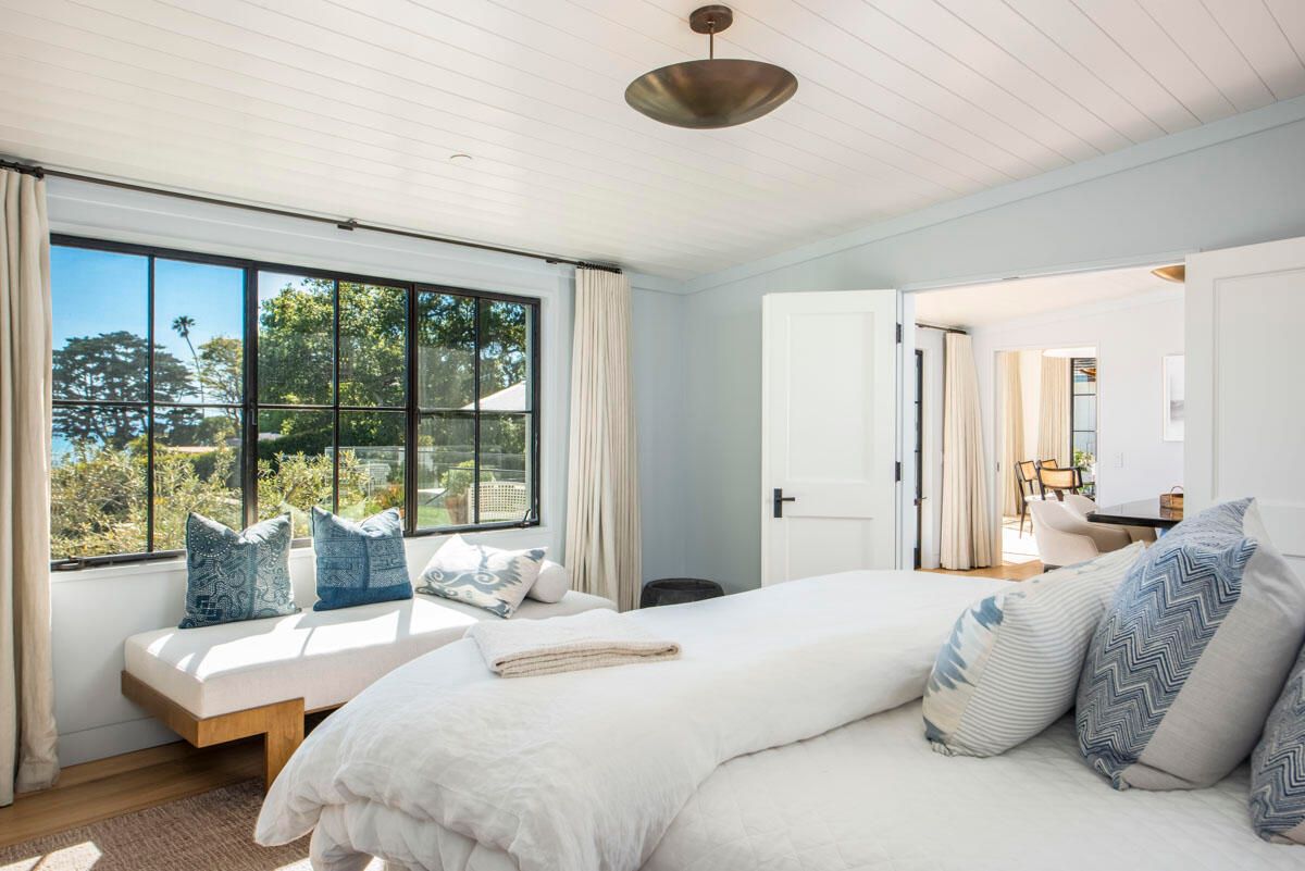 Bedroom, Interior, Pendant Lights