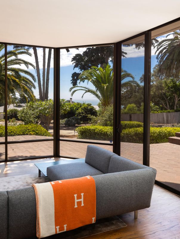 Interior, Sun Room, Water, Wood Texture Flooring