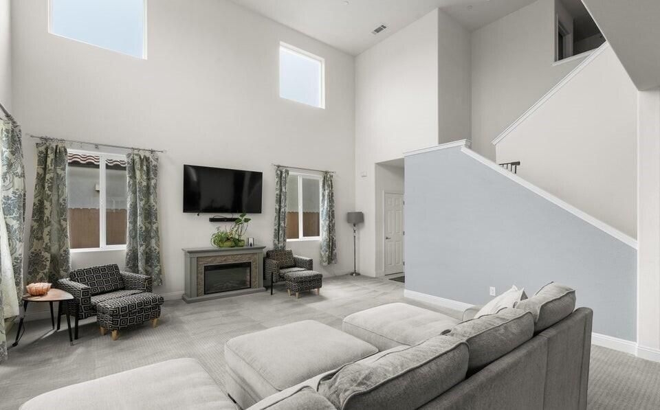 Fireplace, Interior, Living room