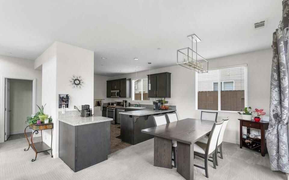 Dining room, Interior, Kitchen, Pendant Lights, Recessed Lighting