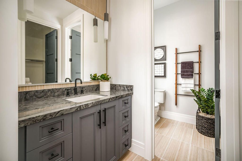 Bathroom, Interior