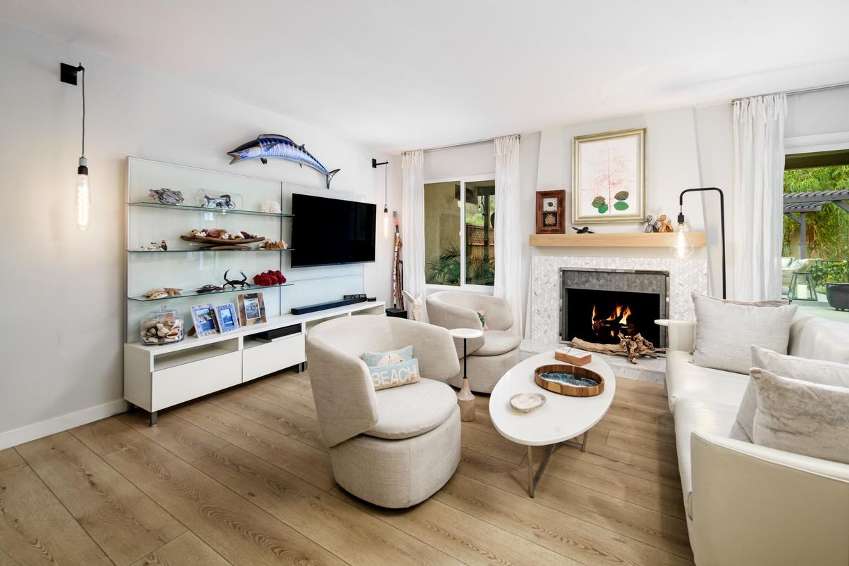 Fireplace, Interior, Living room, Pendant Lights, Wood Texture Flooring