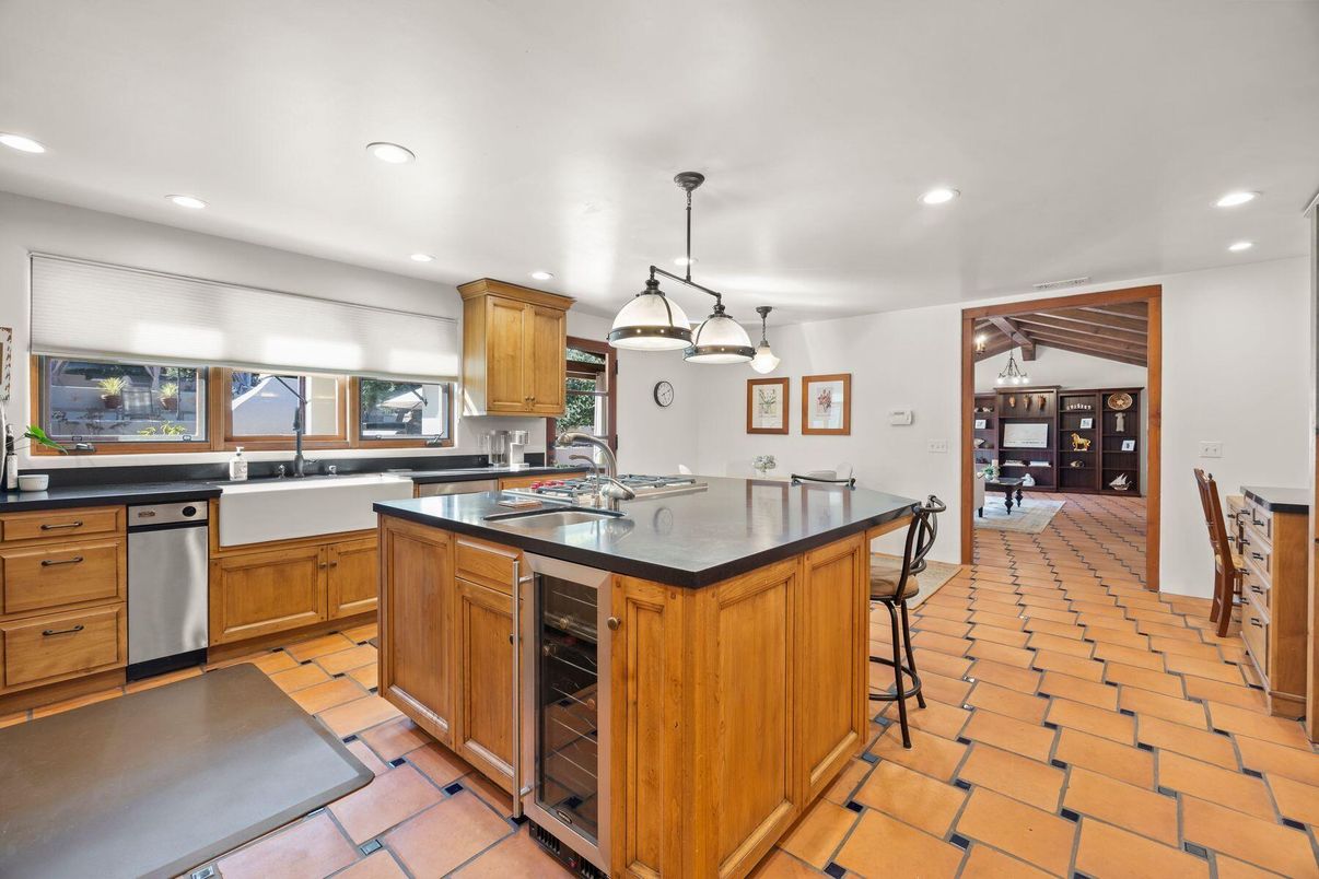 Interior, Kitchen, Pendant Lights, Recessed Lighting