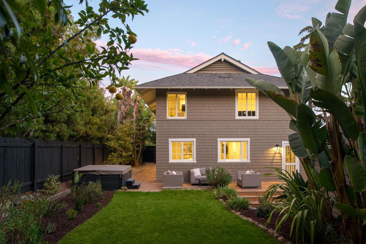 Exterior, Hot Tub