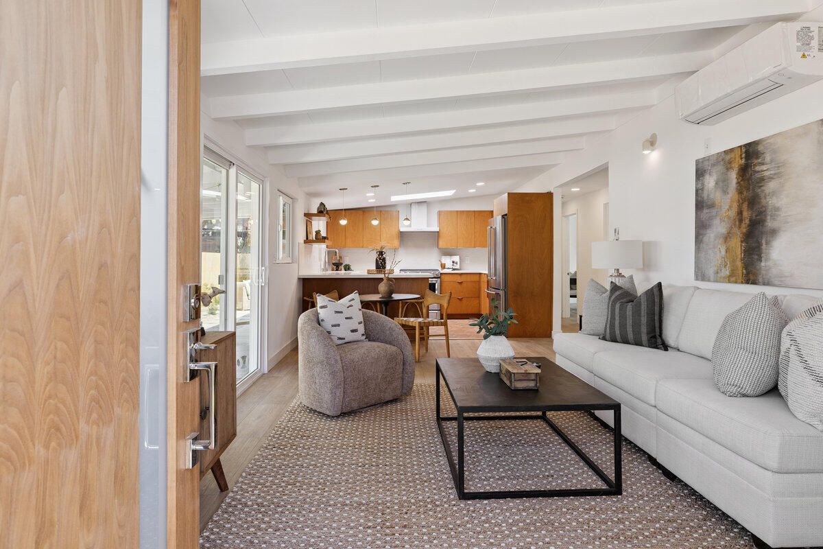 Interior, Kitchen, Living room, Pendant Lights, Recessed Lighting, Stainless Steel Appliances, Wood Texture Flooring