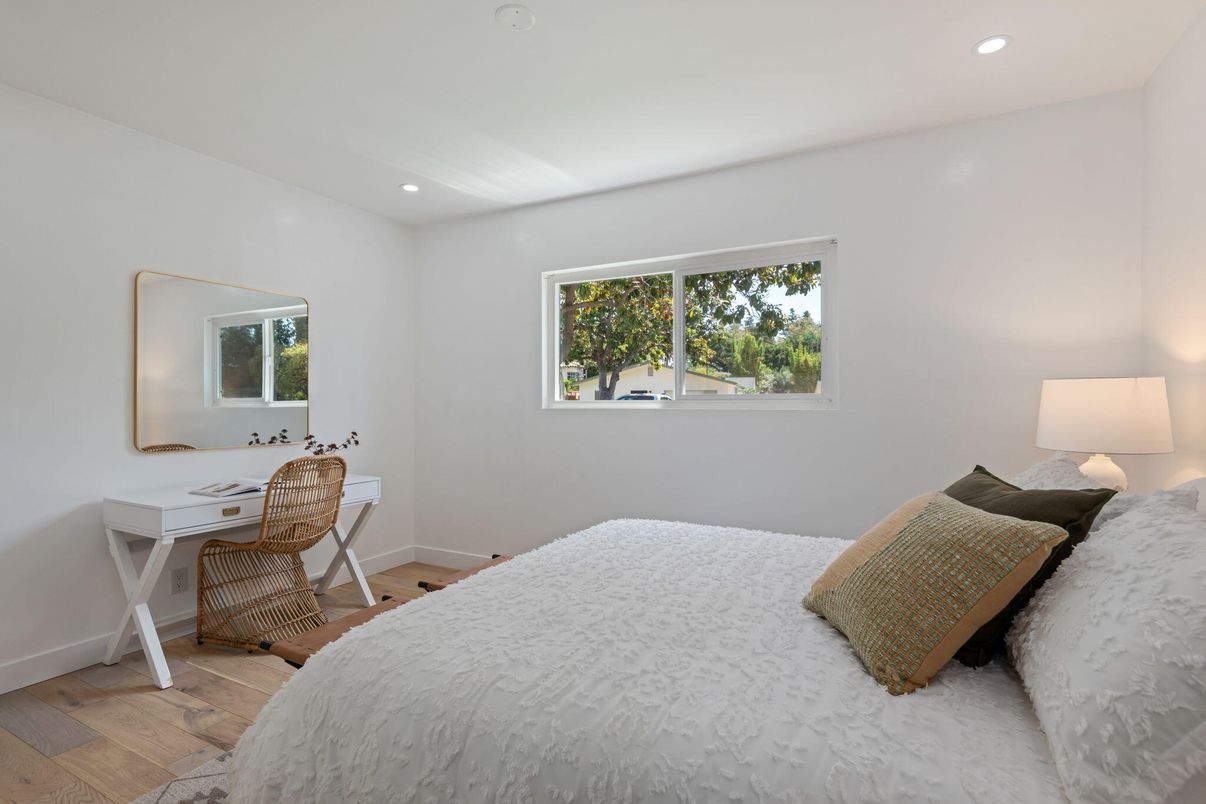 Bedroom, Home Office, Interior, Recessed Lighting, Wood Texture Flooring