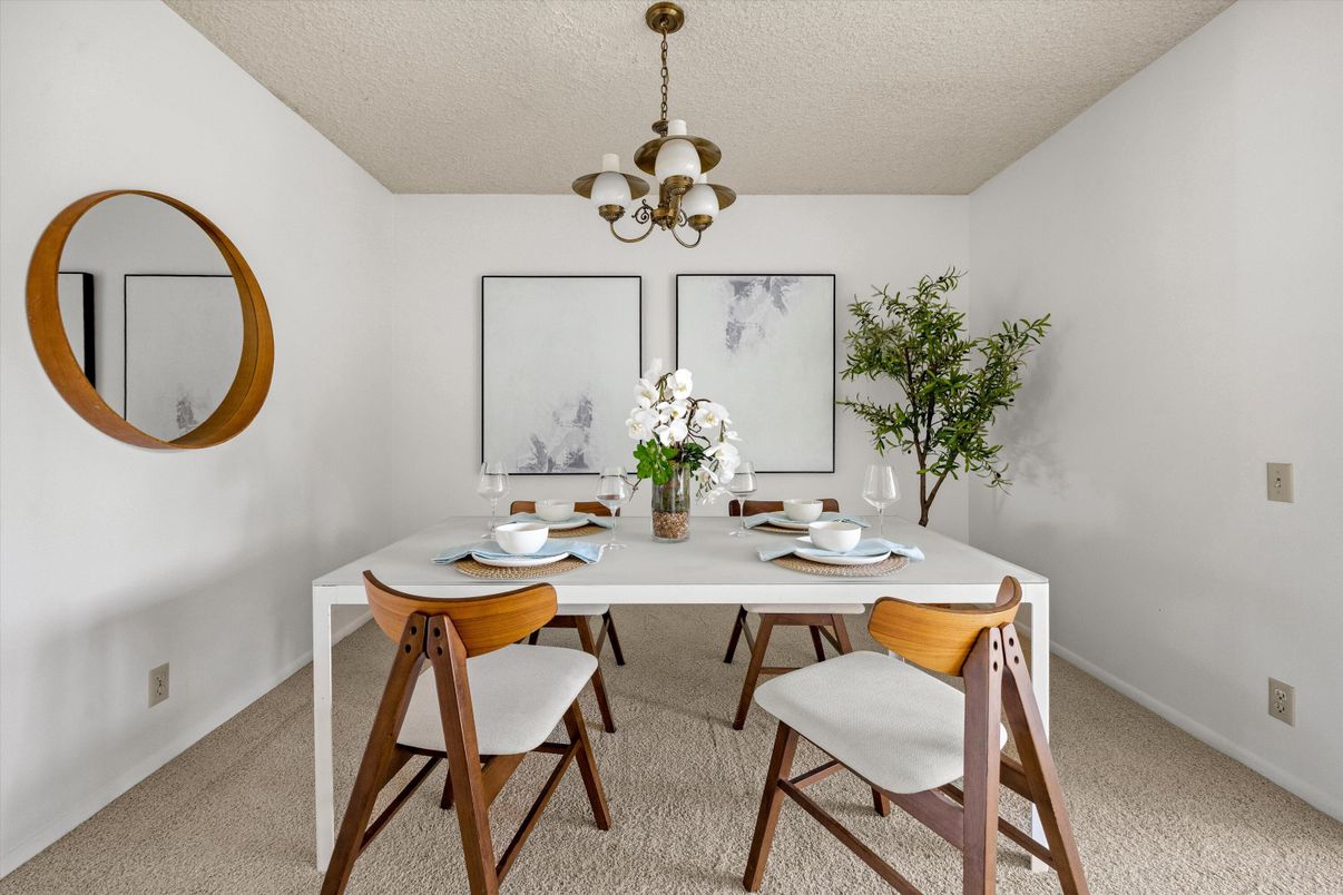 Chandelier, Dining room, Interior
