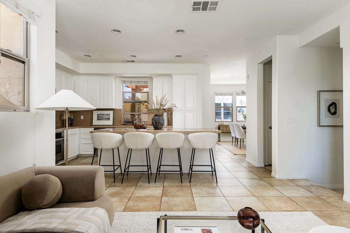 Dining room, Interior, Kitchen, Recessed Lighting