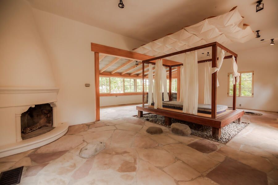 Fireplace, Interior