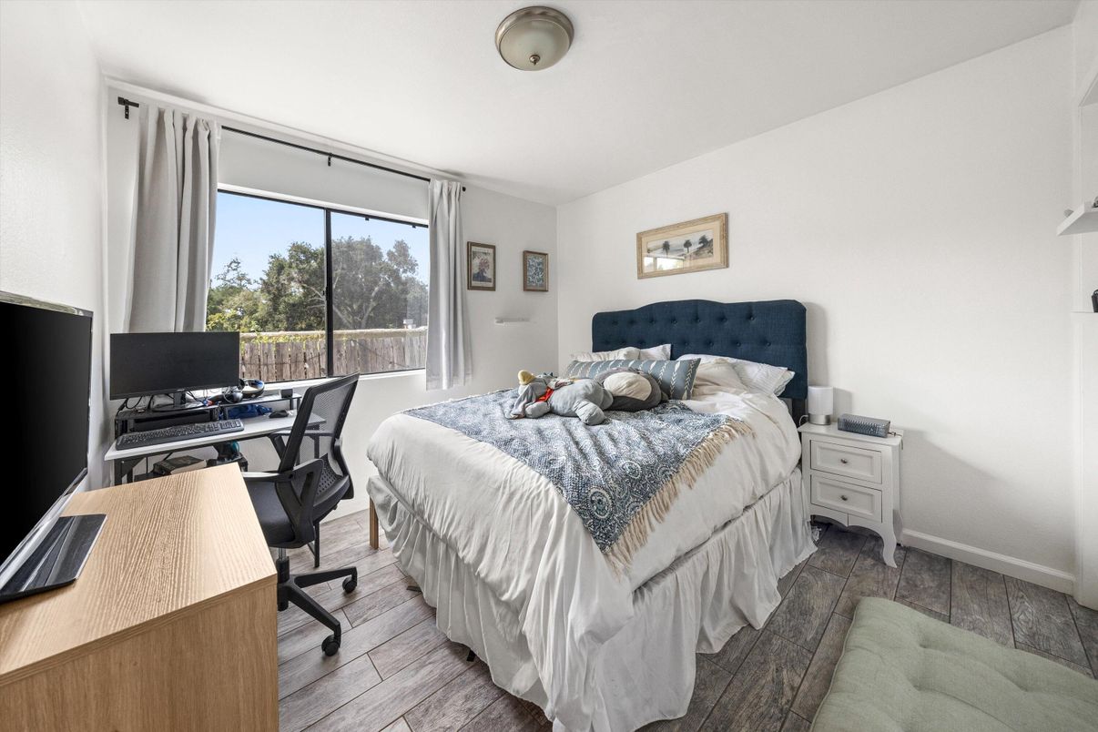 Bedroom, Home Office, Interior, Wood Texture Flooring
