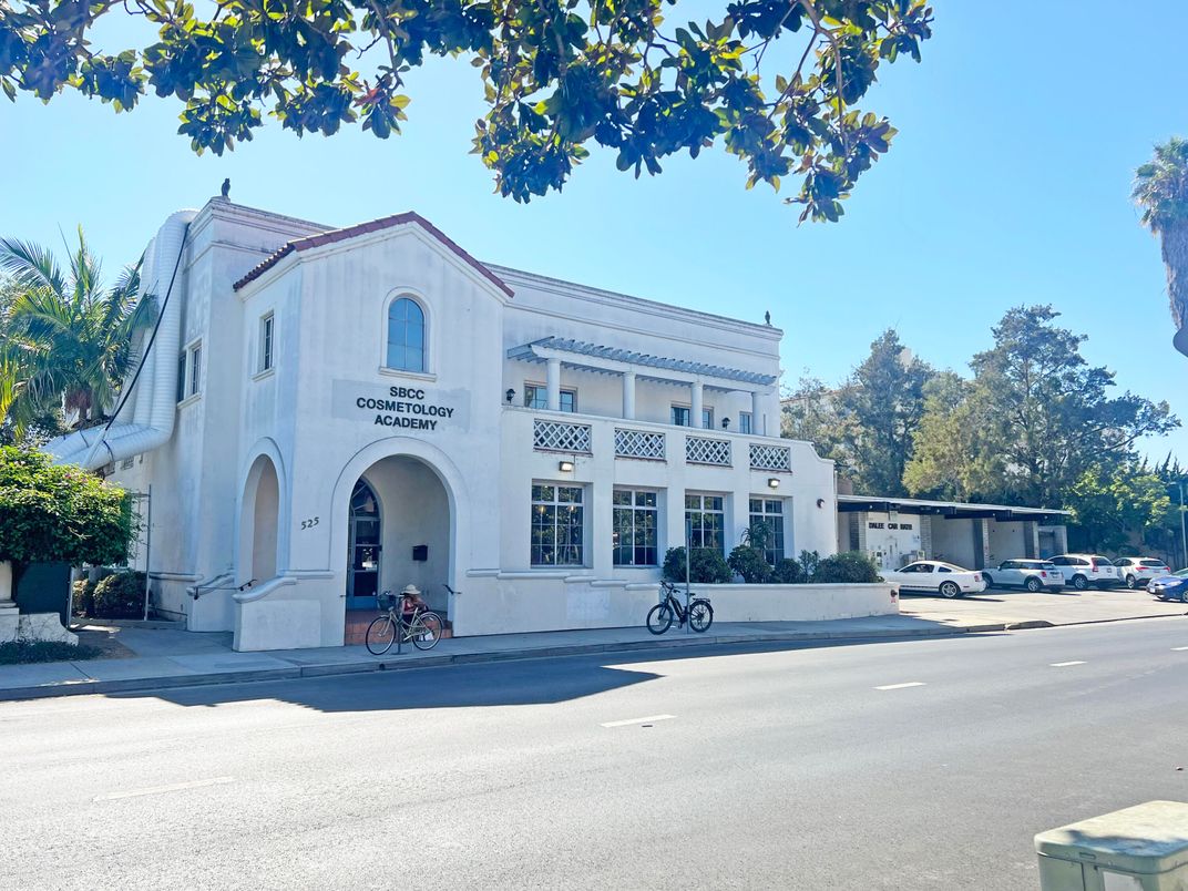 Exterior, Facade, None