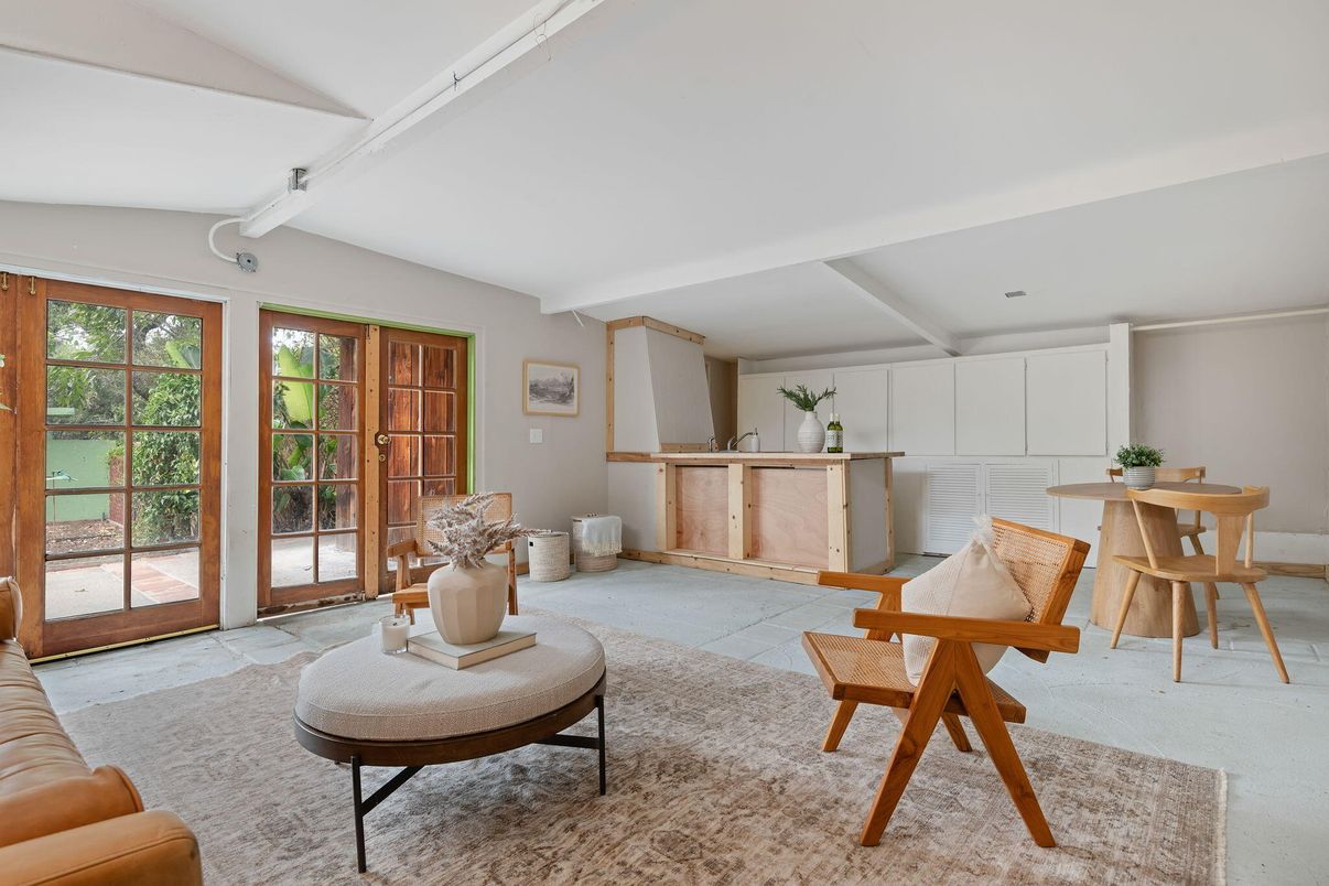 Dining room, Interior