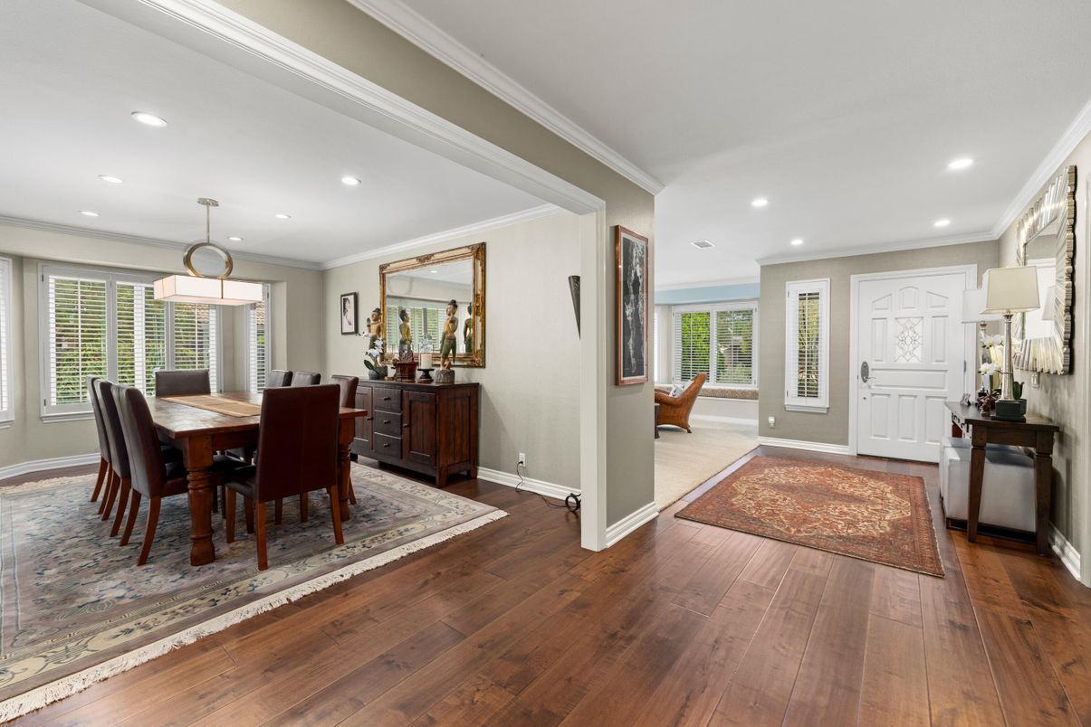 Dining room, Interior, Pendant Lights, Recessed Lighting, Wood Texture Flooring
