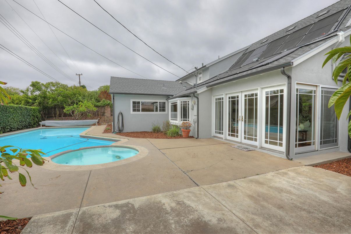 Exterior, Pool, Solar Panels