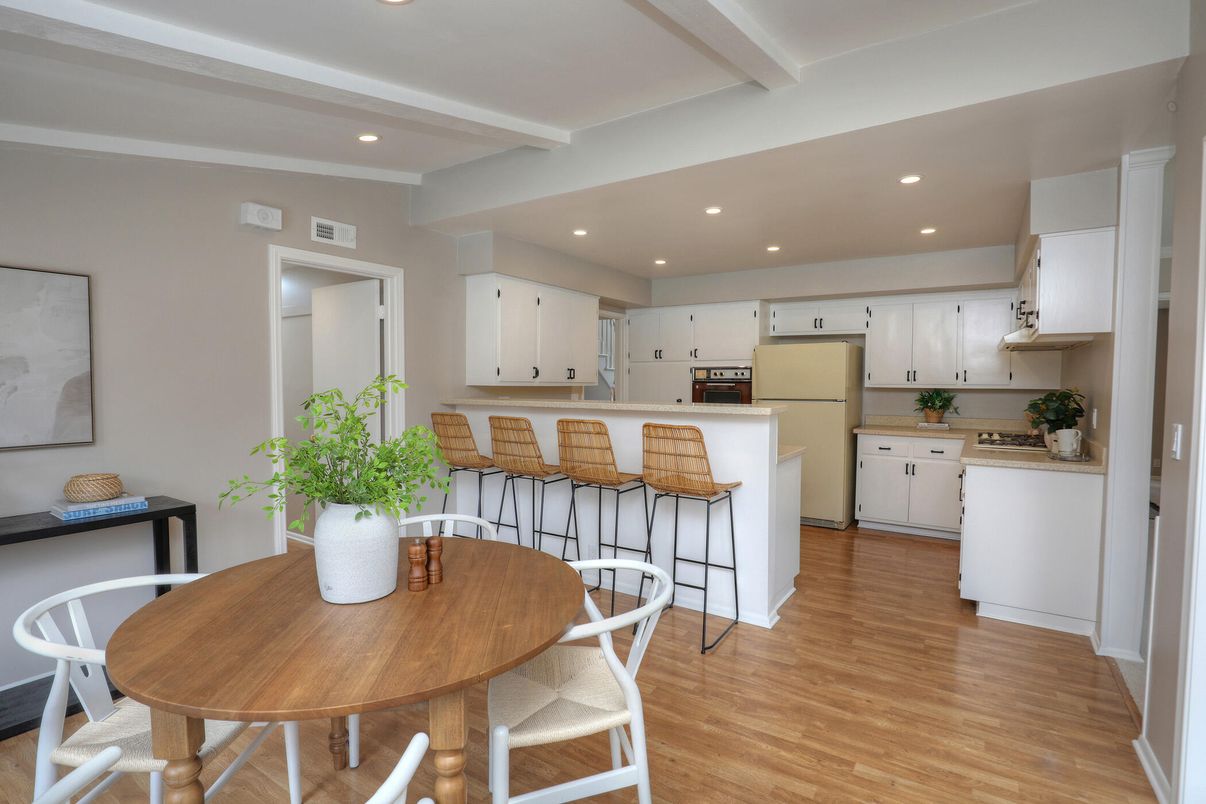 Dining room, Interior, Kitchen, Recessed Lighting, Stainless Steel Appliances, Wood Texture Flooring
