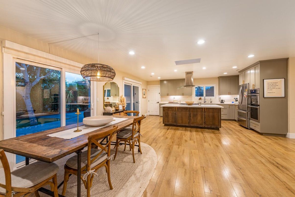 Dining room, Interior, Kitchen, Pendant Lights, Recessed Lighting, Stainless Steel Appliances, Wood Texture Flooring