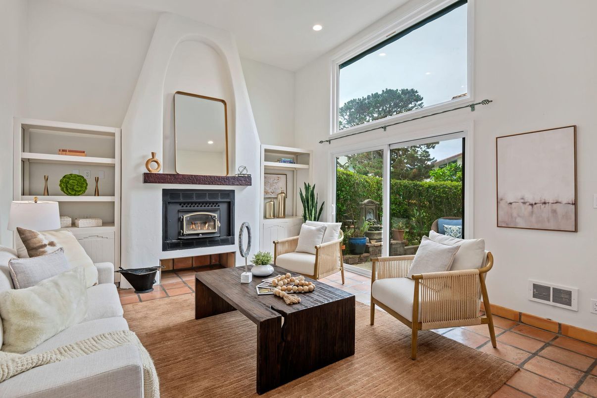 Fireplace, Interior, Living room, Recessed Lighting