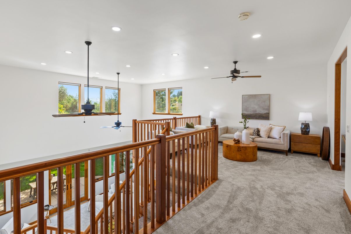 Interior, Living room, Pendant Lights, Recessed Lighting