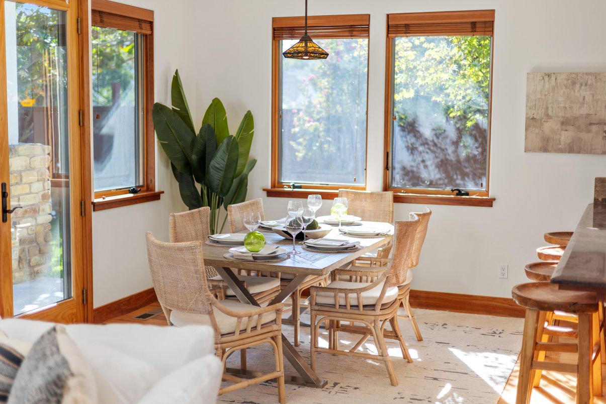 Dining room, Interior, Pendant Lights