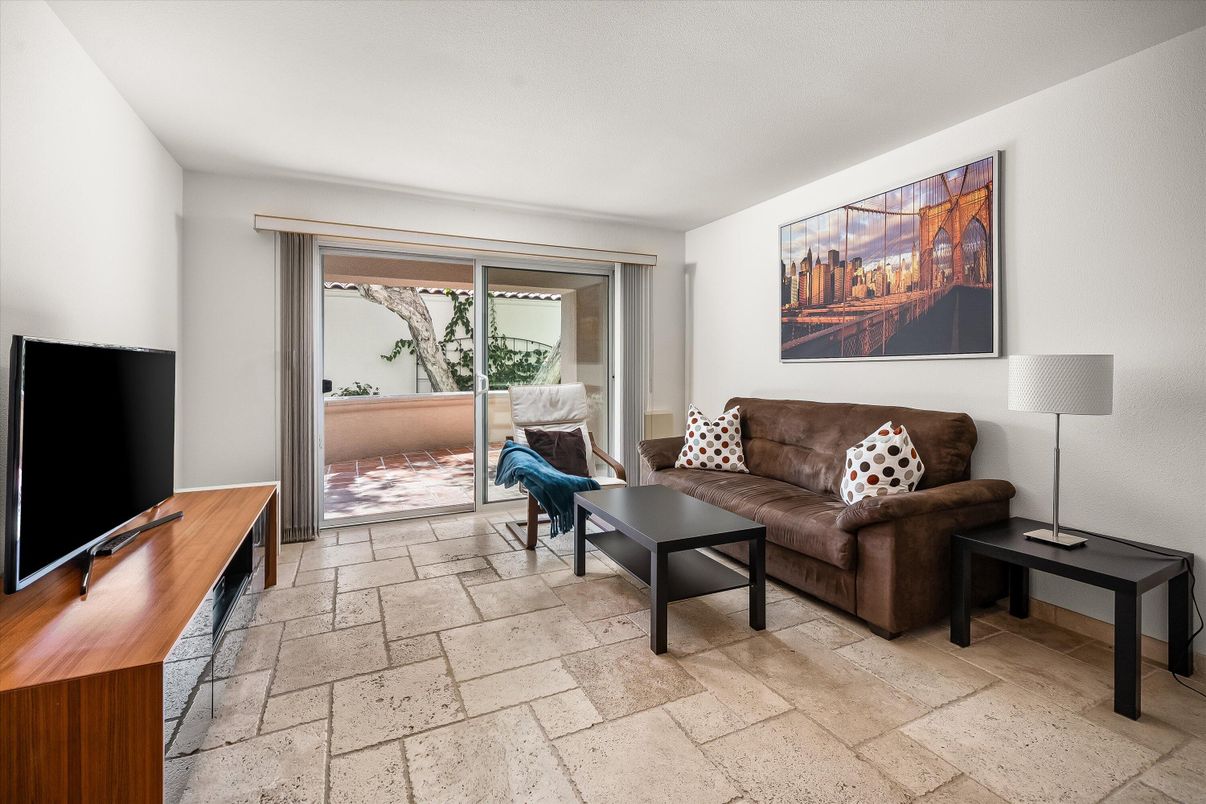 Interior, Living room