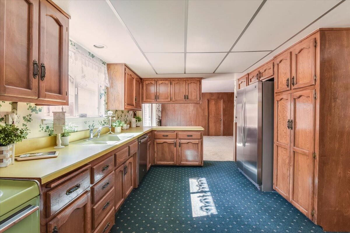 Interior, Kitchen