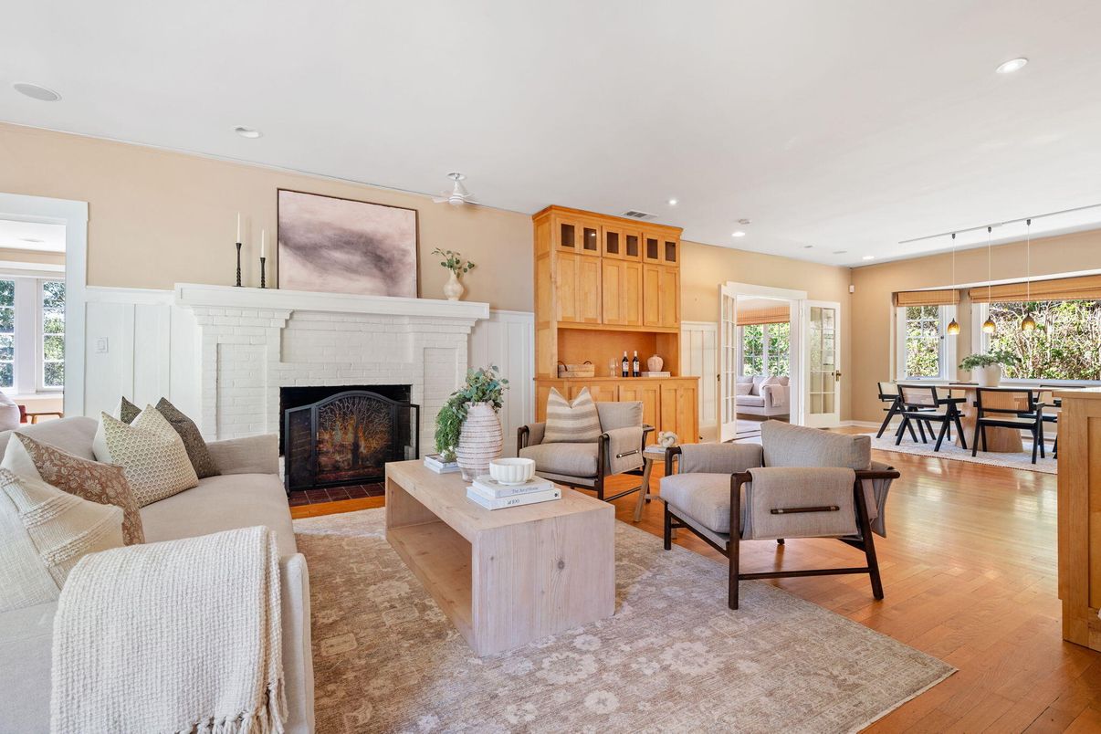 Dining room, Fireplace, Interior, Living room, Pendant Lights, Recessed Lighting, Wood Texture Flooring