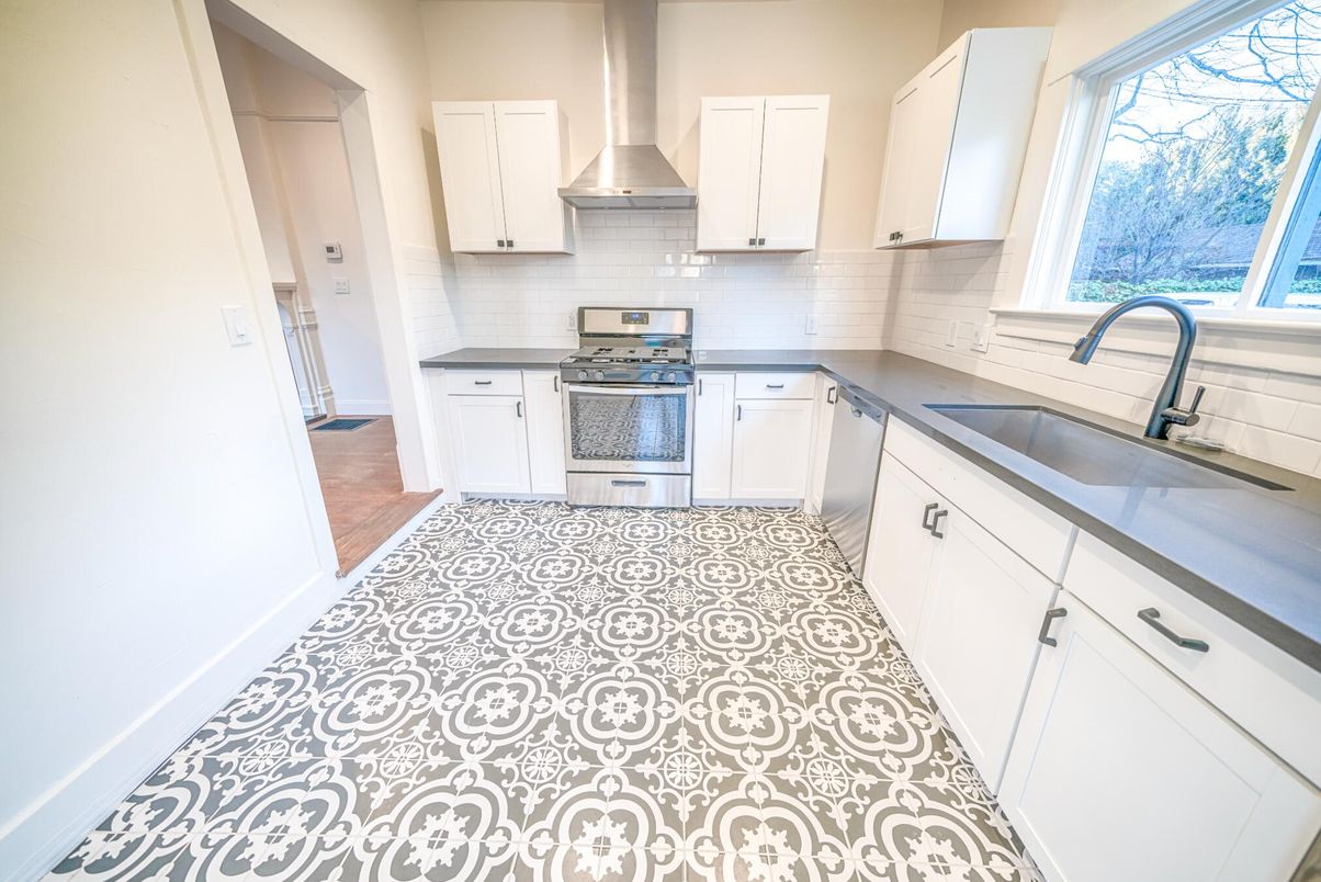 Interior, Kitchen