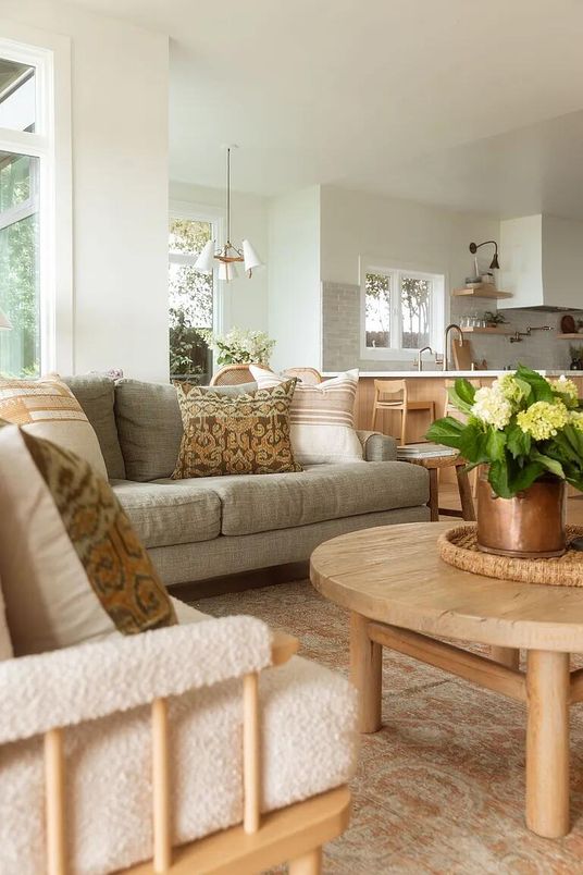Interior, Living room, Pendant Lights