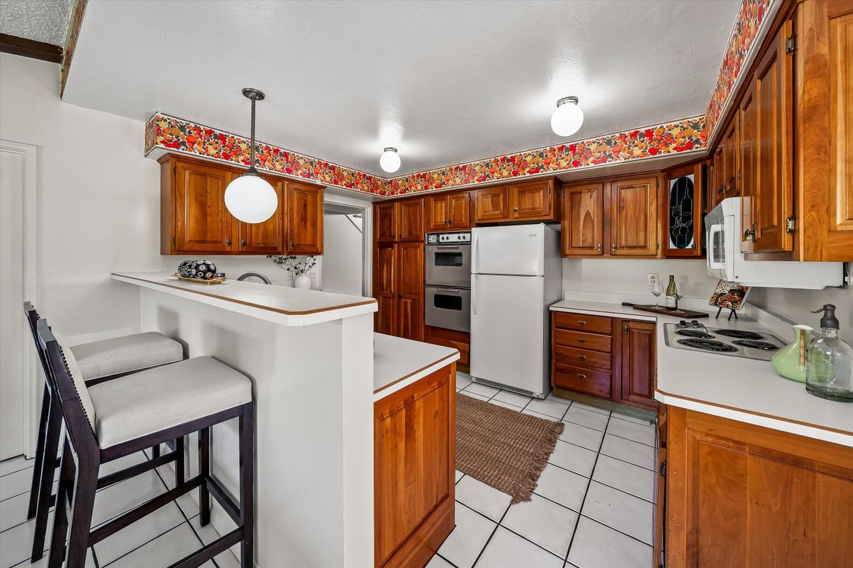 Interior, Kitchen, Pendant Lights