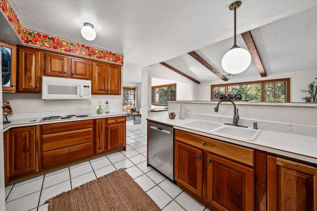 Interior, Kitchen, Pendant Lights