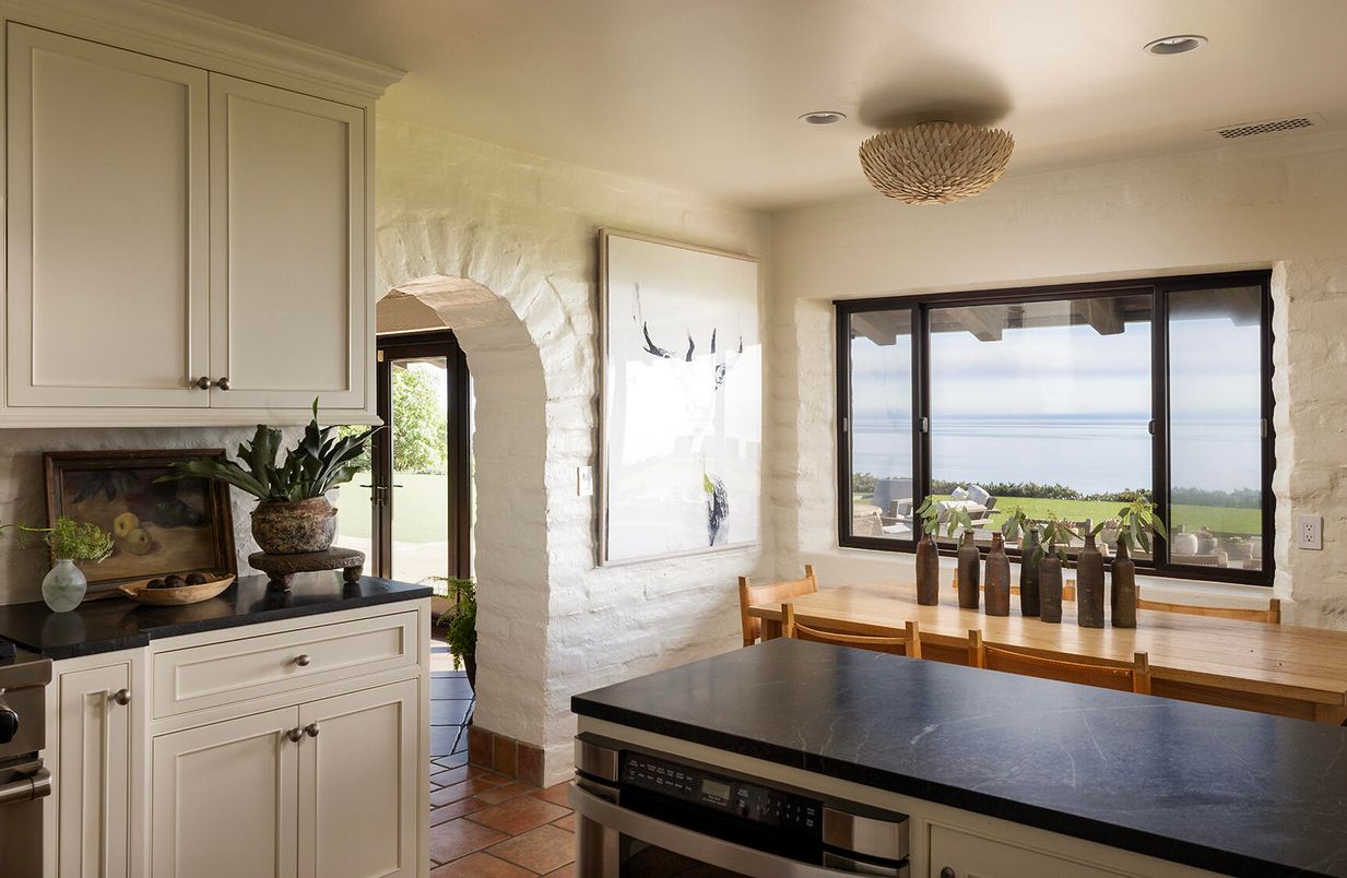 Dining room, Interior, Kitchen, Recessed Lighting, Water