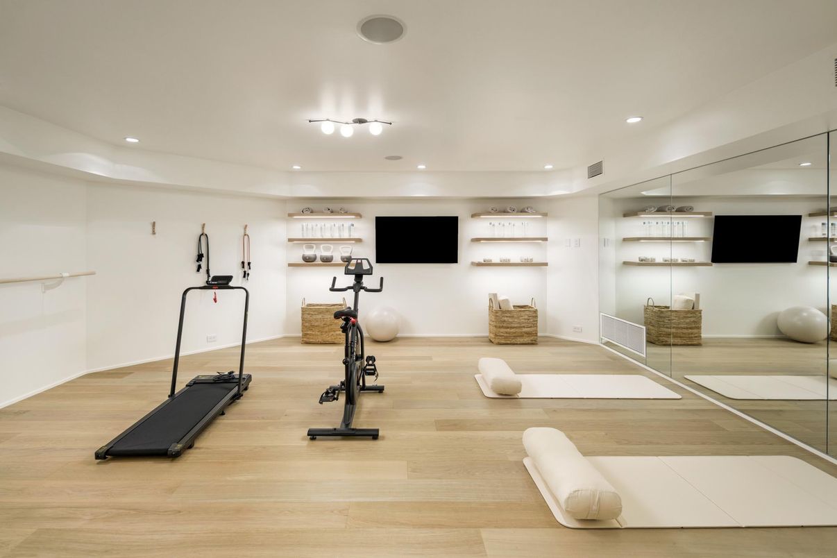 Fitness Equipment, Interior, Recessed Lighting, Wood Texture Flooring